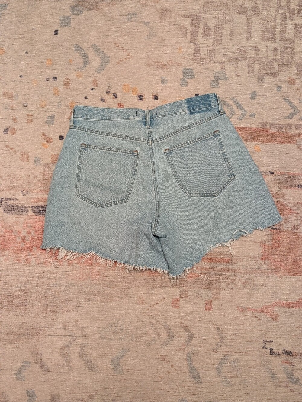 Abercrombie & Fitch Curve Love High Rise Loose Distressed Denim Shorts - Picture 4 of 4